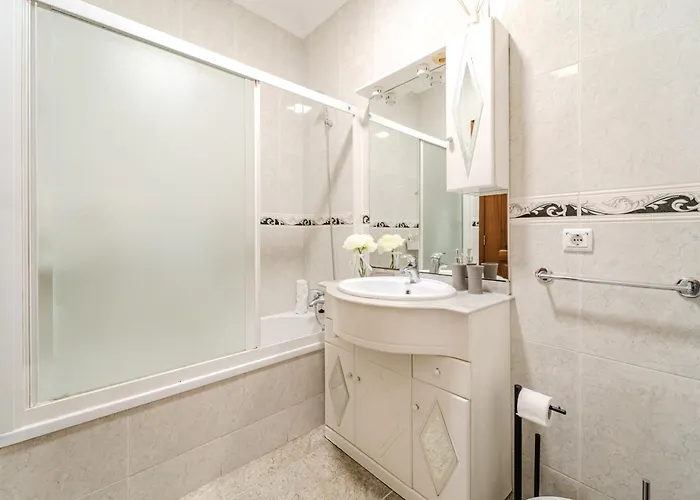 Apartment Hideaway By House And People *