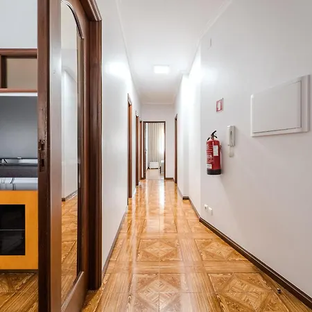 Hideaway By House And People Appartement